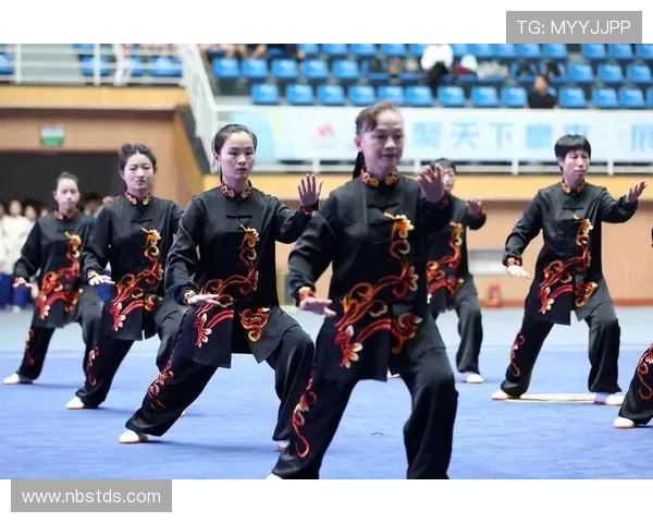 体育竞技与全民健身融合发展的新时代:探索多元化体育模式促进全民健康水平提升 体育竞技与全民健身融合发展的新时代:探索多元化体育模式促进全民健康水平提升