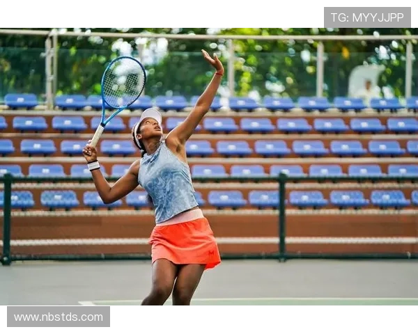 深圳网球队耐力训练引发热议球迷与专家观点大碰撞 深圳网球队耐力训练引发热议球迷与专家观点大碰撞
