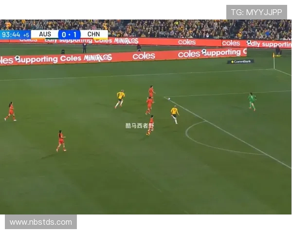 Caps中路核心地位全面解析探讨其在赛场战术中的关键作用