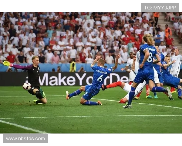 巴西女足与冰岛女足激战正酣展现巾帼风采与足球魅力